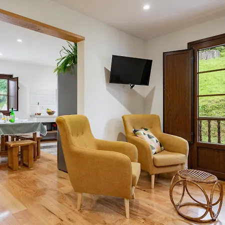 La Mirla - Pernus Casa de Férias Colunga